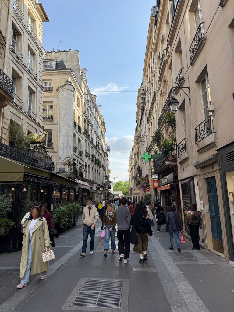 Rue Montorgueil food street for a gourmet walking tour in Paris