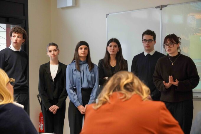 Institut Lyfe hospitality students present a real-world project Institut Lyfe hospitality management students presenting a real-world project in France