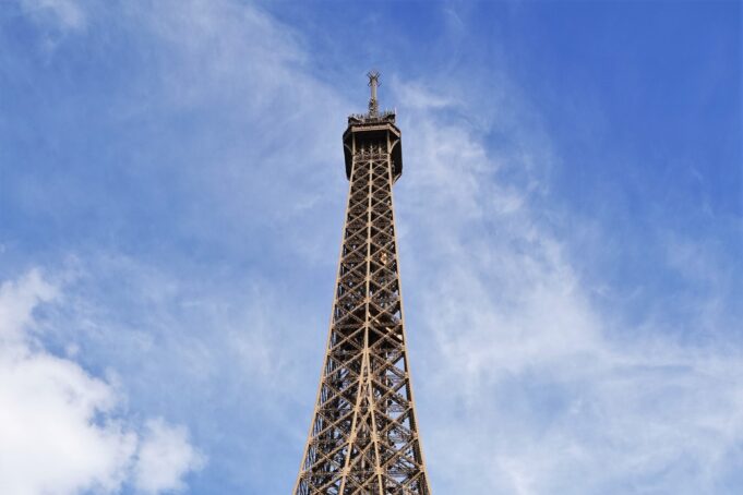 OUISTARS hero — The Olympic rings displayed on the Eiffel Tower during Paris 2024 The Olympic rings displayed on the Eiffel Tower during Paris 2024