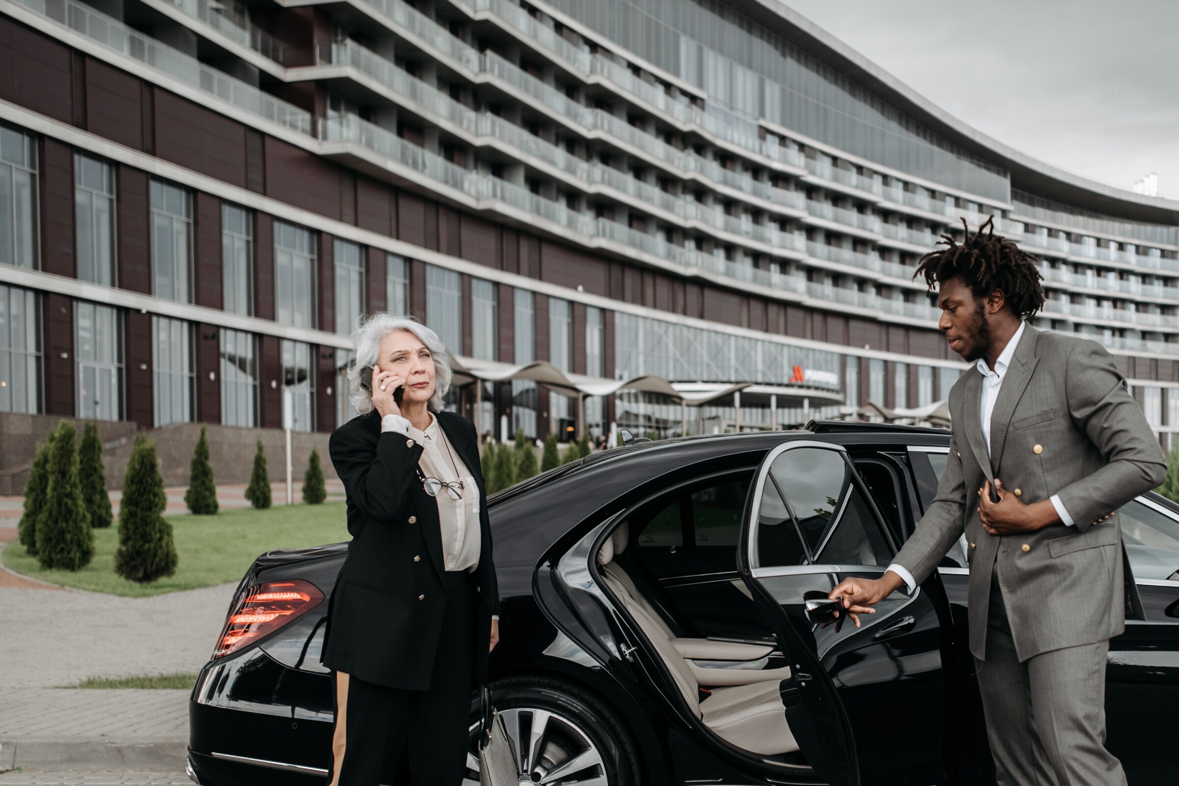 Corporate travel and delegation logistics in France by oui stars