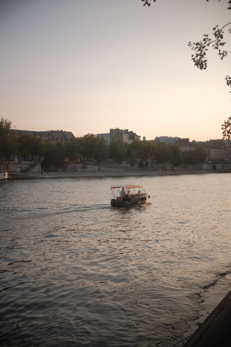 A boat on the Seine at sunset: a romantic setting should be planned, not improvised.