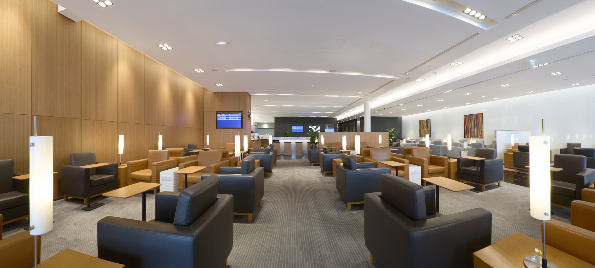 Renovated Cathay Pacific Lounge at Paris CDG Terminal 2A in 2025