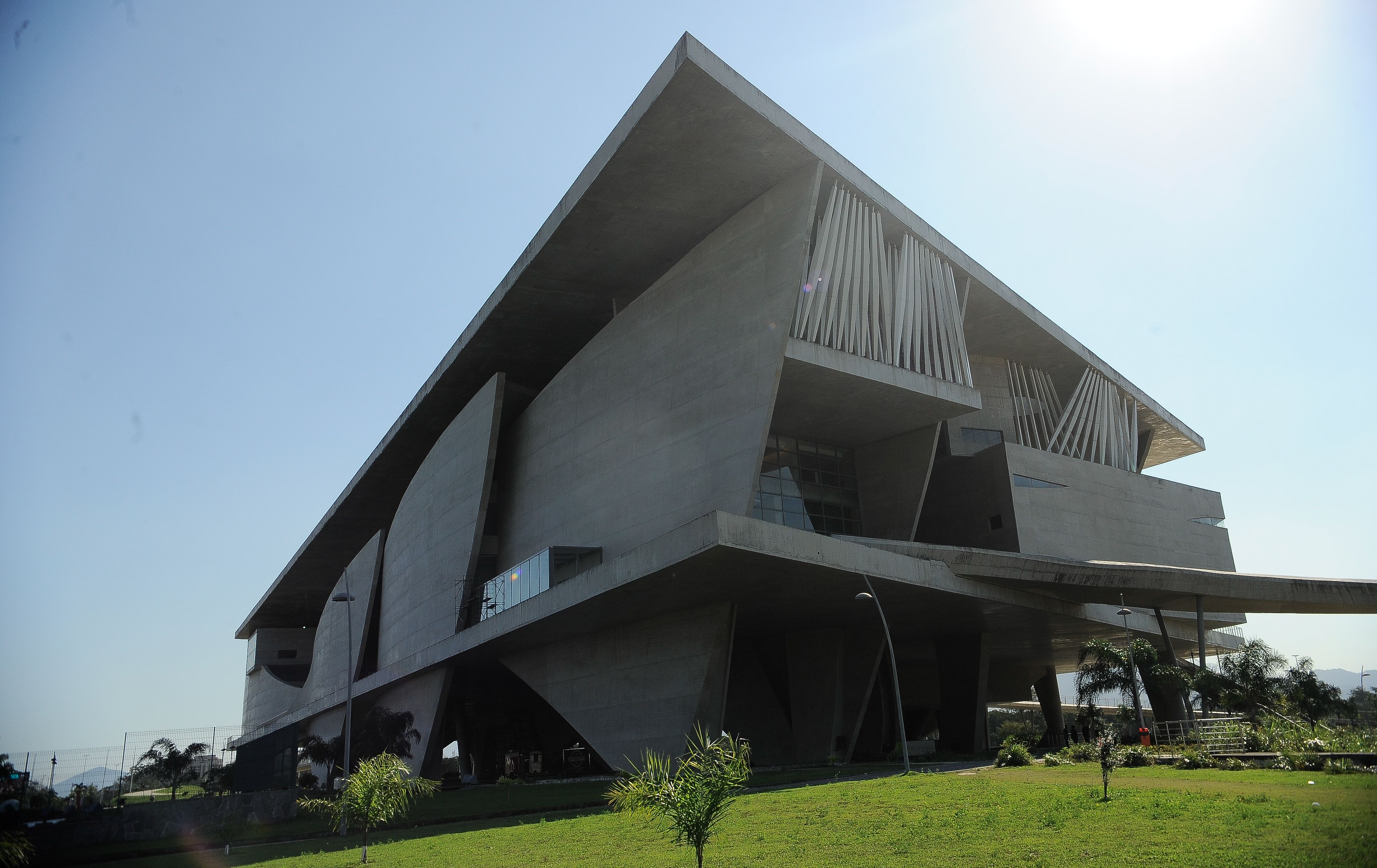 Concrete planes and deep shade at Cidade das Artes in Rio de Janeiro