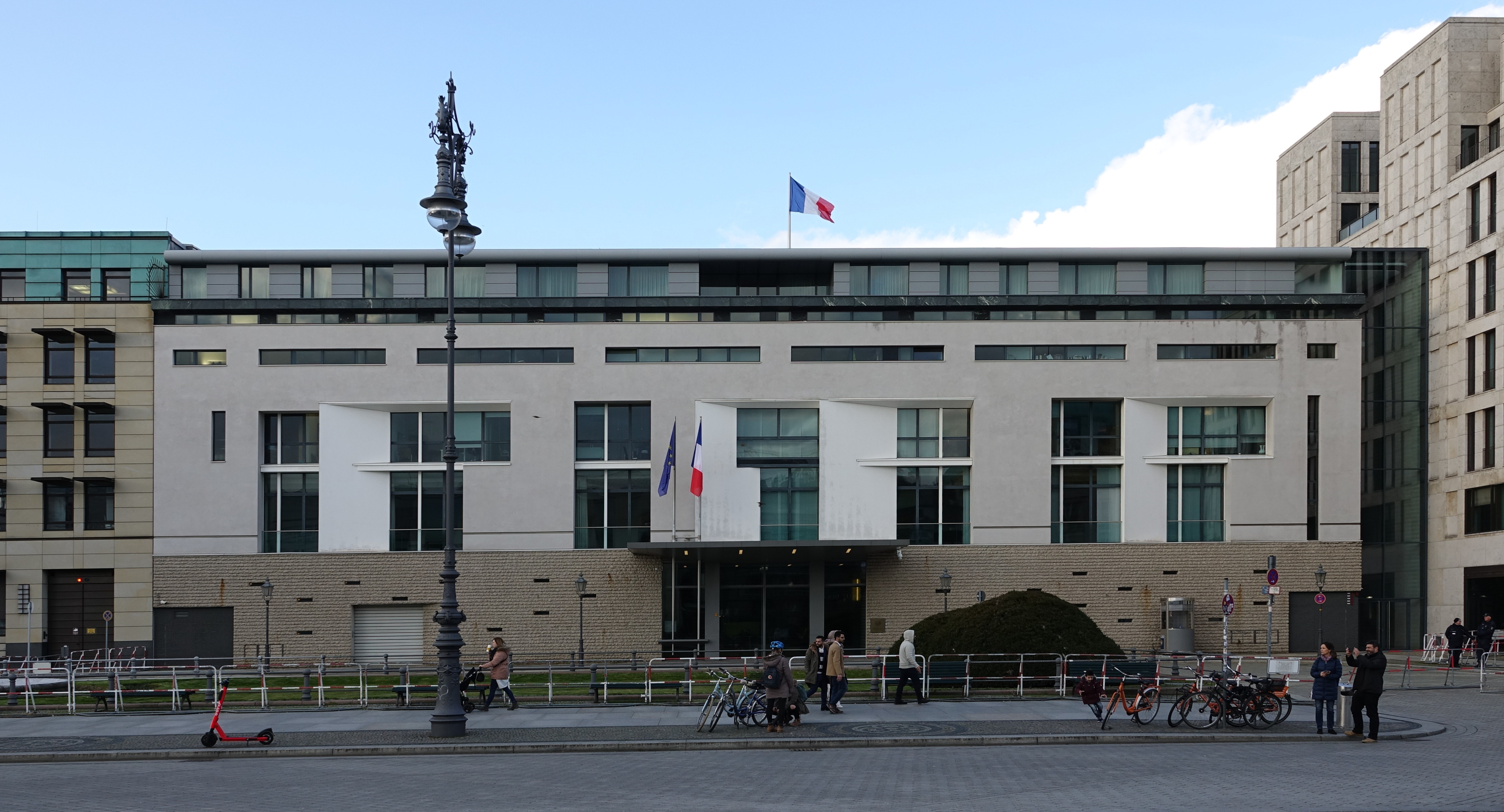 French Embassy façade on Pariser Platz in Berlin by Christian de Portzamparc