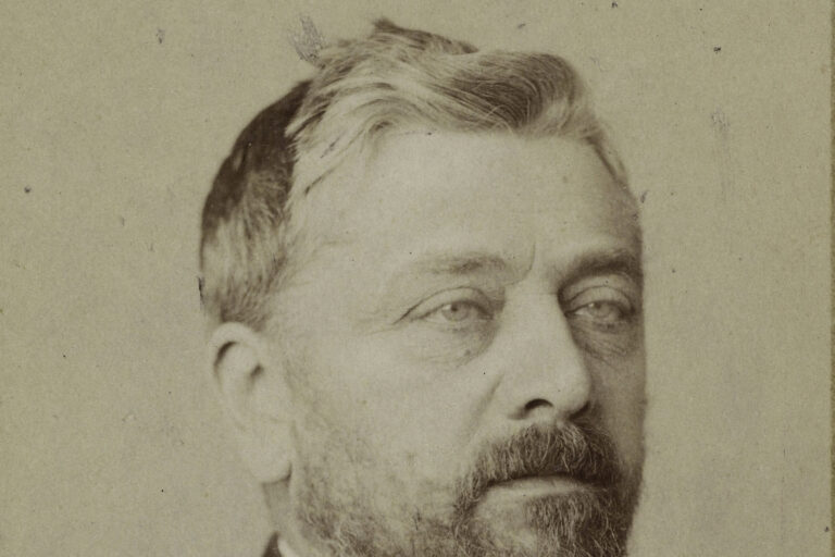 Close-up portrait of Gustave Eiffel photographed by Alphonse Liébert between 1883 and 1890