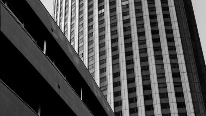 Hyatt Regency Paris Étoile tower Hyatt Regency Paris Étoile tower for a Paris business hotel guide