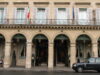Le Meurice : le palace de Dalí et les dernières heures de Paris occupé Façade du palace Le Meurice, rue de Rivoli à Paris