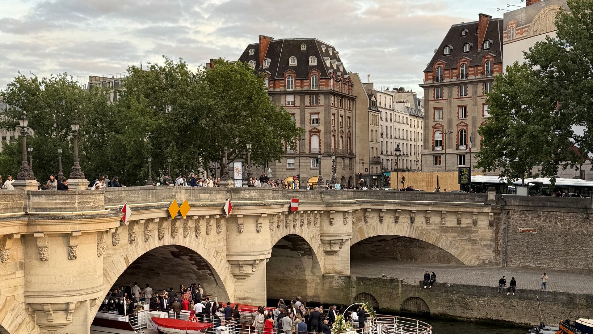 Private event boat cruising the Seine