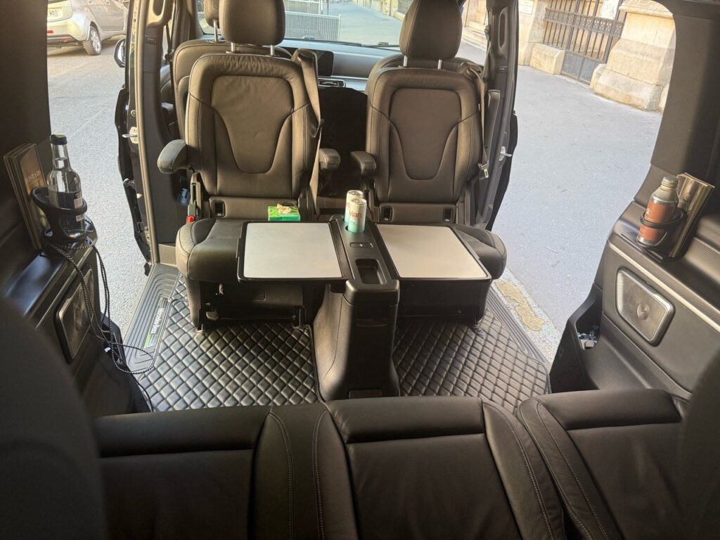 Private chauffeur and executive mobility in France