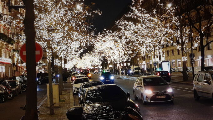 Paris 8 Golden Triangle Property | Avenue Montaigne Illuminated Avenue Montaigne in the Paris 8 Golden Triangle at night