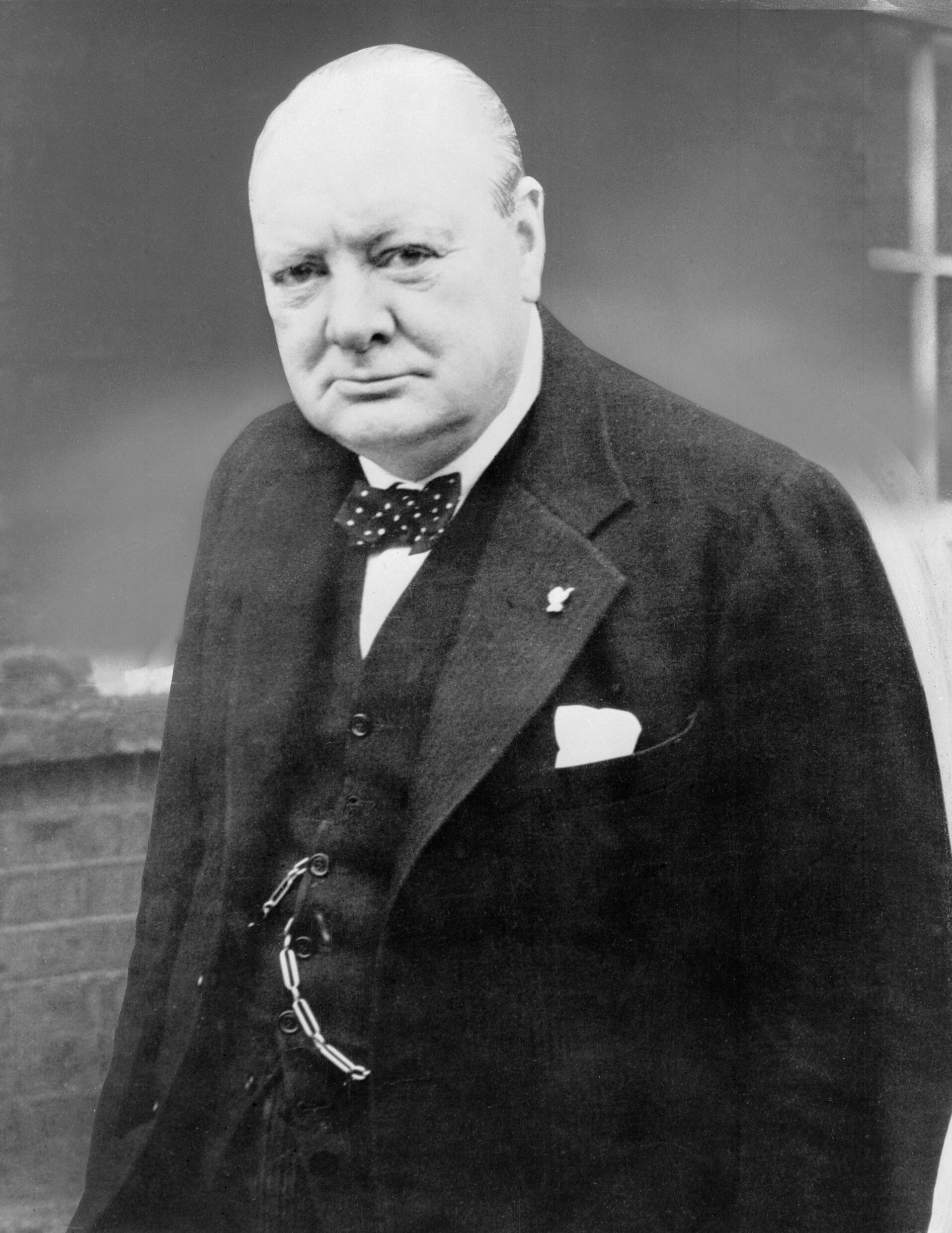 Winston Churchill, a documented guest of Prince de Galles Paris