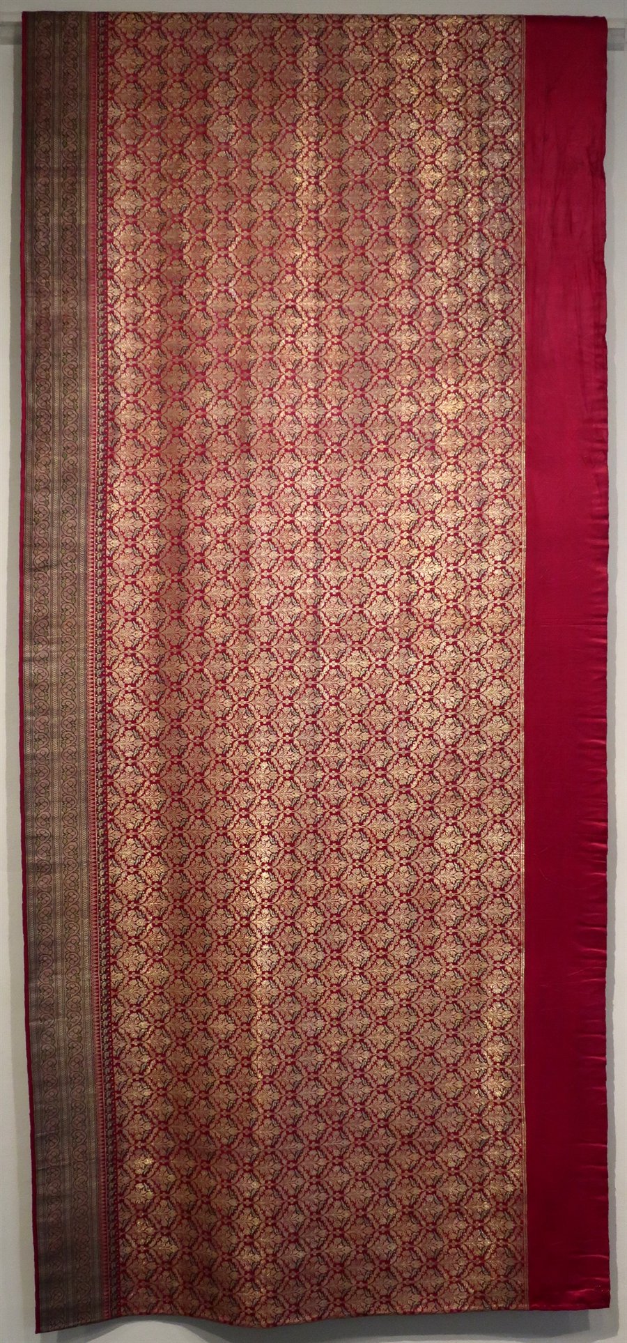 An eighteenth-century Varanasi sari in silk with gold and silver thread, now in the Honolulu Museum of Art.