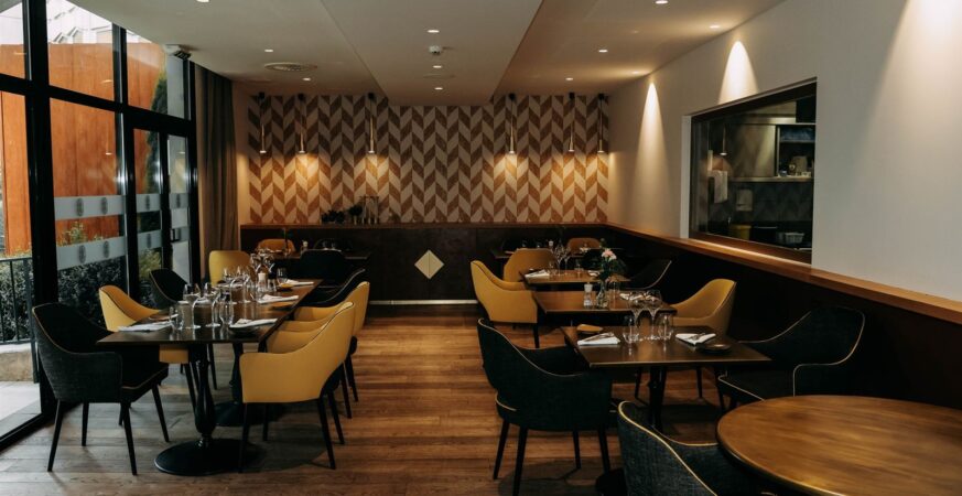 Ambiance de restaurant — photographie d’illustration.