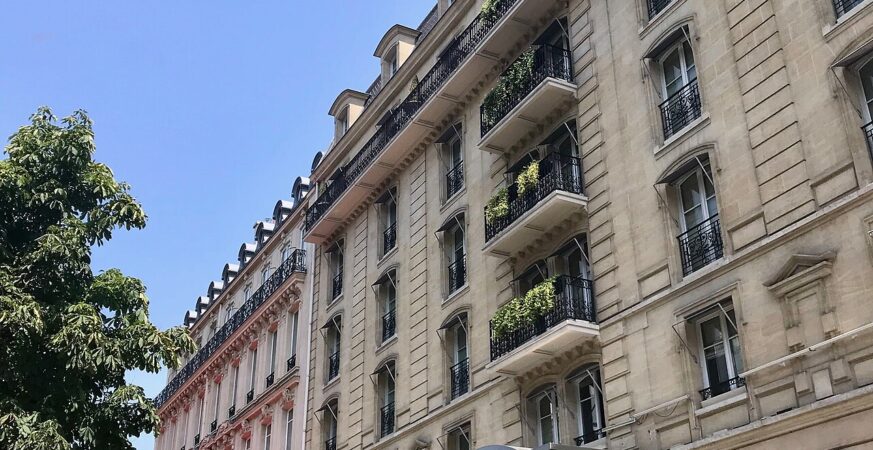 Hôtel Fouquet’s Paris exterior at 46 avenue George V, 75008 Paris