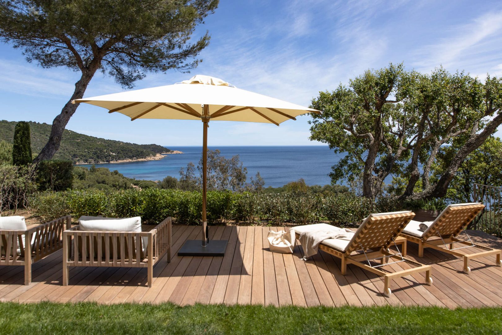 Sea-facing terrace at La Réserve Ramatuelle