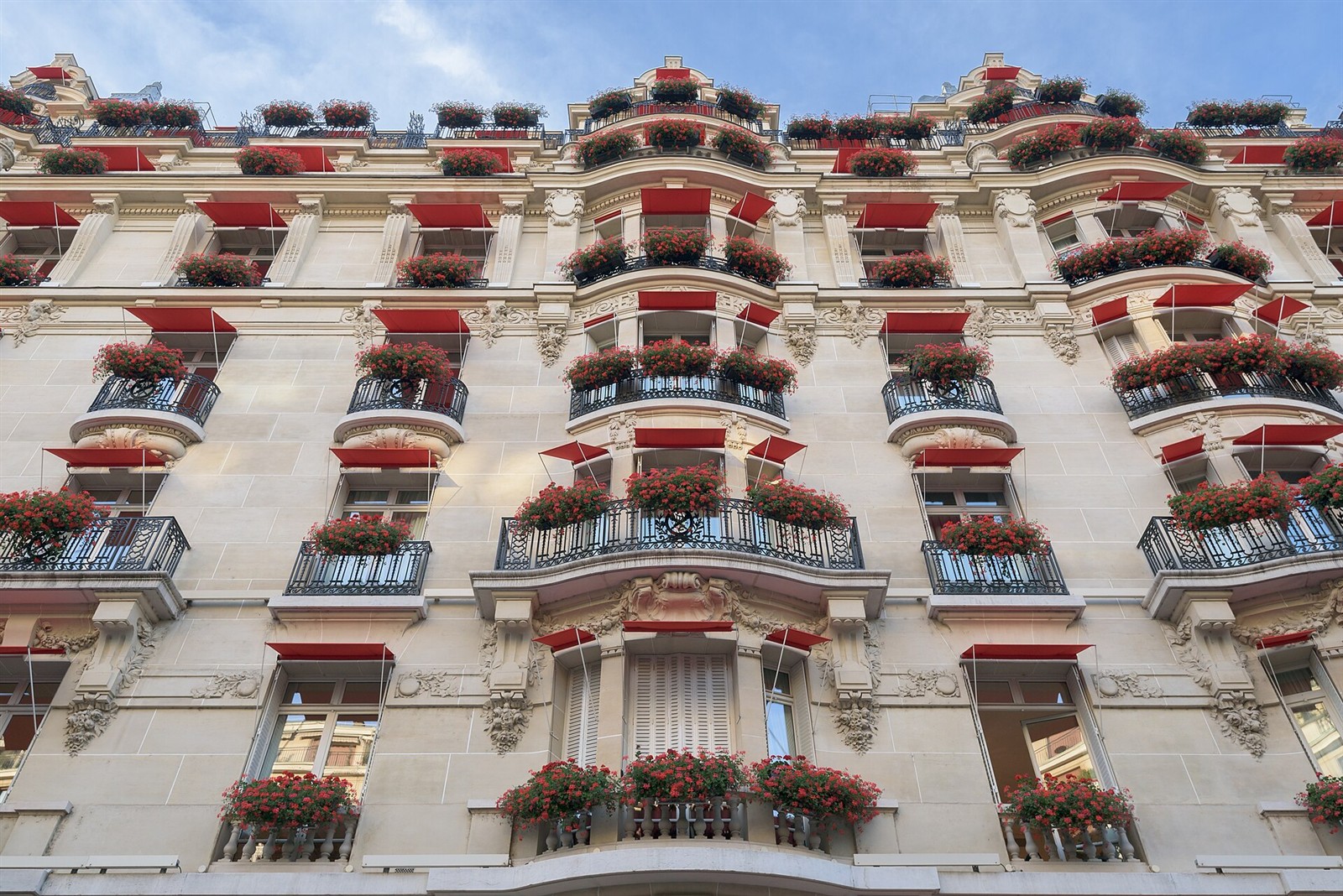 Plaza Athénée, Paris, 2017