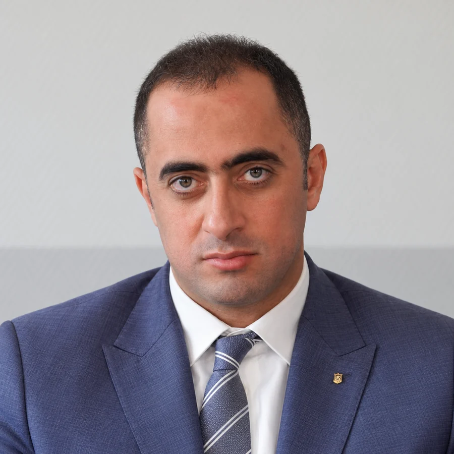 Osama Samaha، Editor-in-Chief of OUISTARS Travel