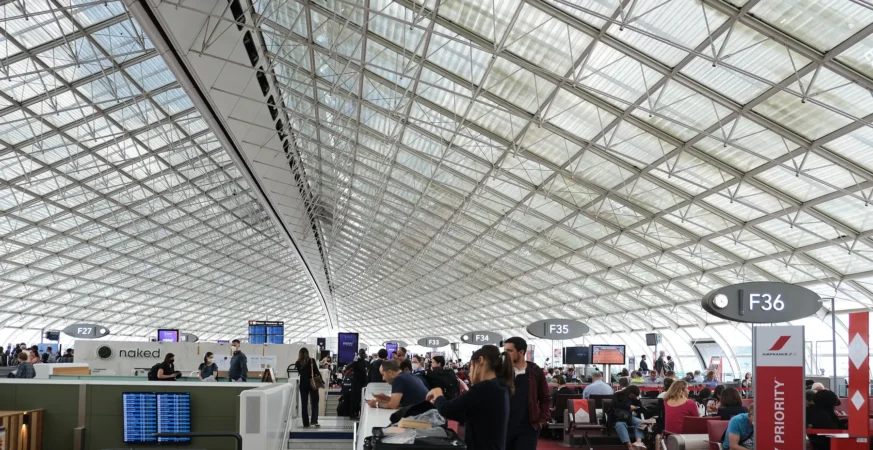 cdg terminal 2f hero
