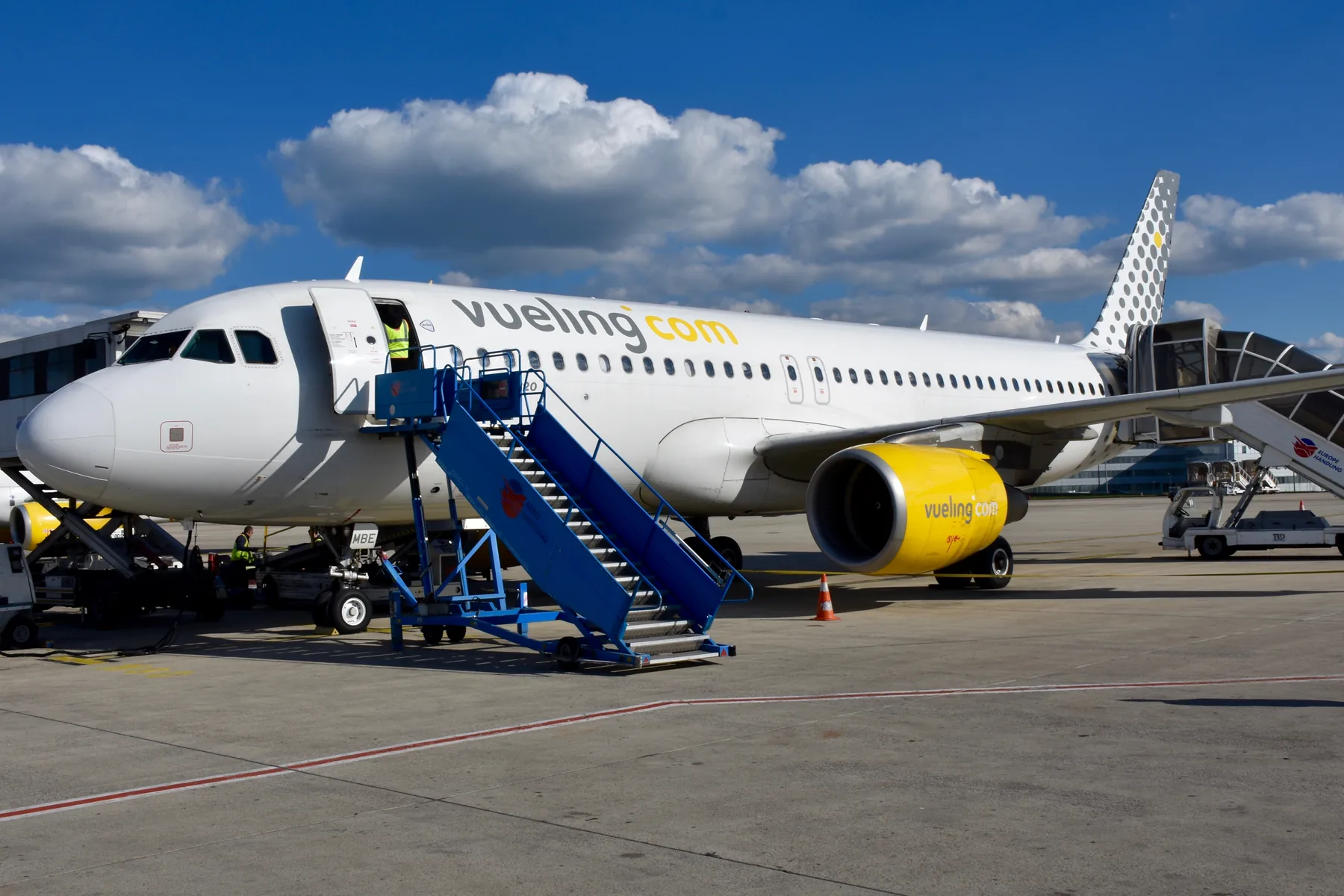 Paris-CDG Terminal 3 Guide: Low-Cost Flights, Access and Its New 2027 Name — terminal view