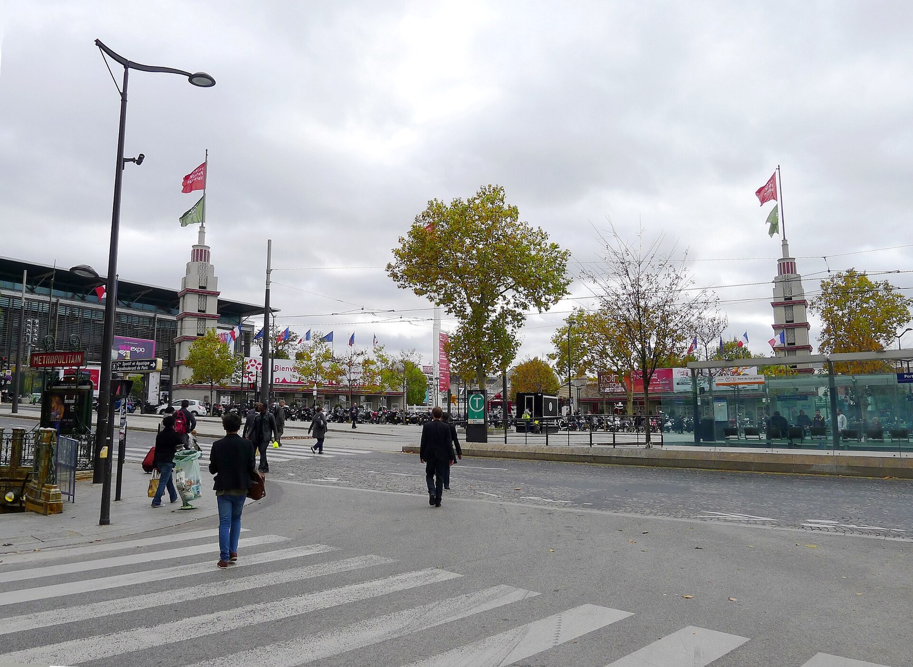 Paris Expo Porte de Versailles — vue extérieure