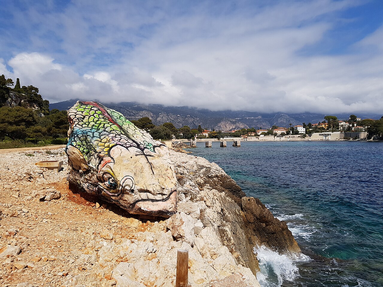 Grand-Hôtel du Cap-Ferrat, A Four Seasons Hotel and its French Riviera setting — view 3