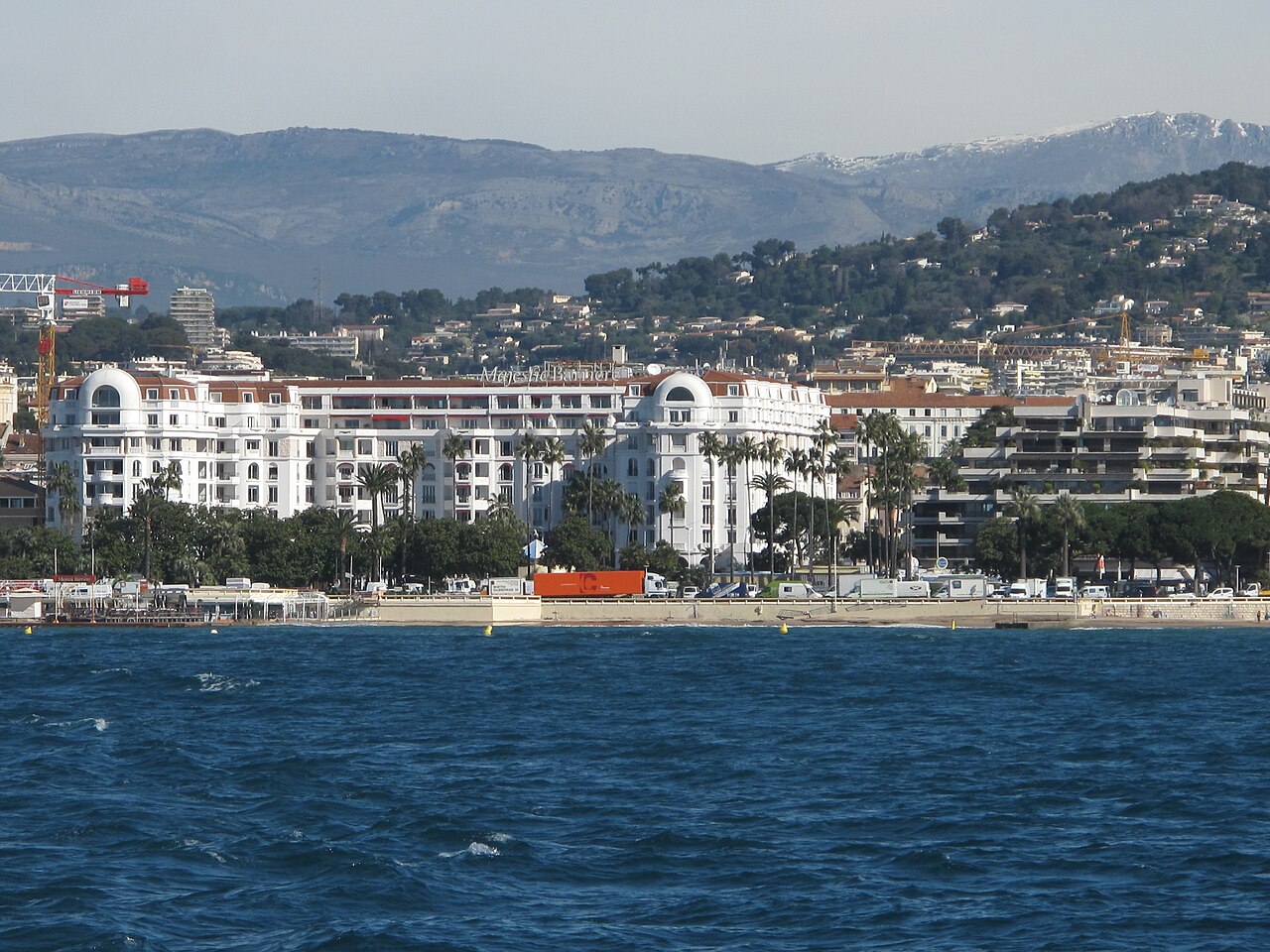 Hôtel Barrière Le Majestic Cannes and its French Riviera setting — view 5