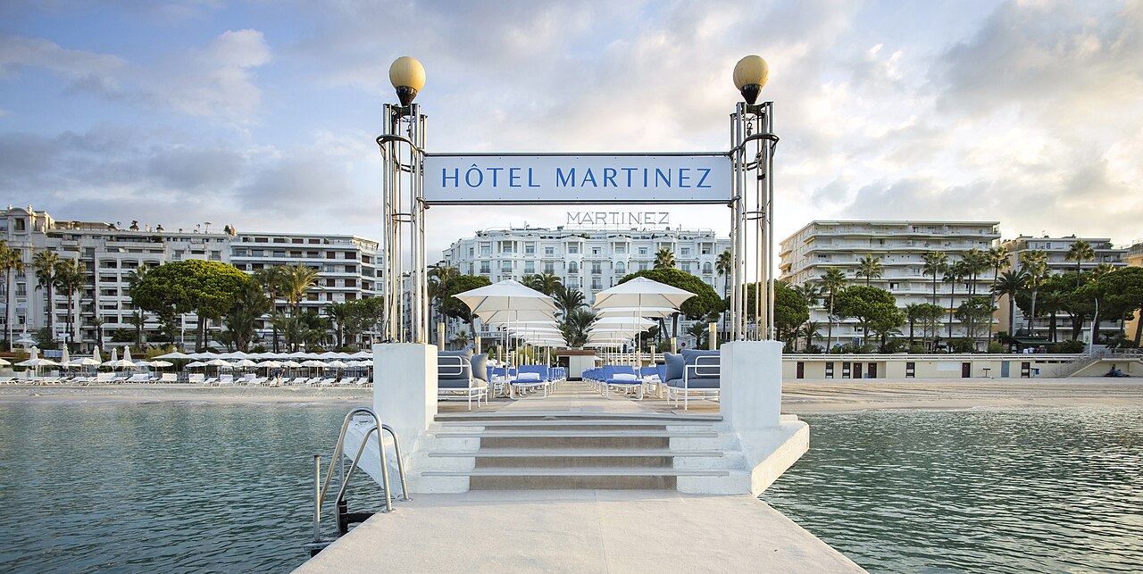 The beach at Hôtel Martinez.
