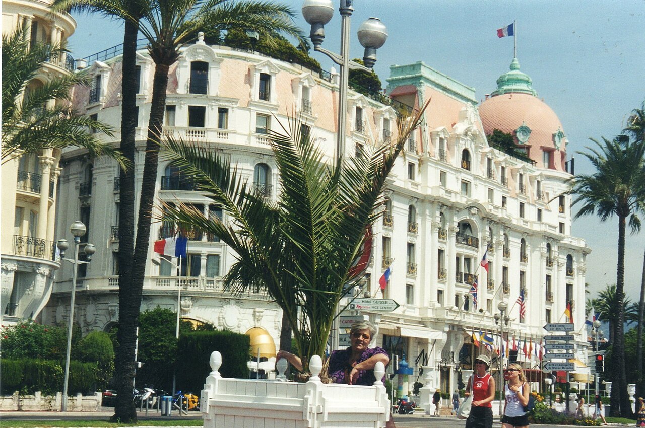 Le Negresco ومحيطه على الريفييرا — المشهد 2