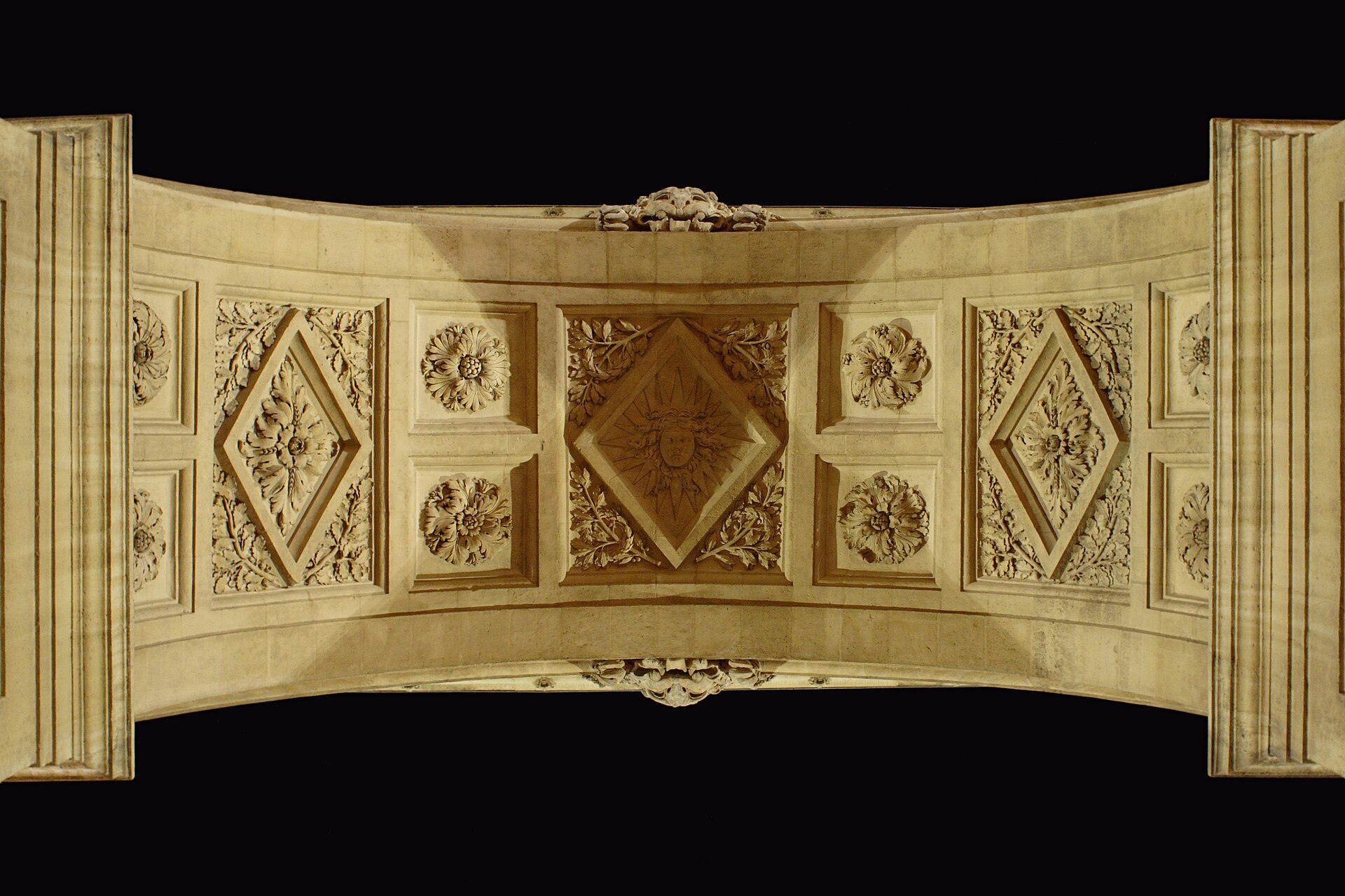 Underside of the Saint-Denis arch, 2009