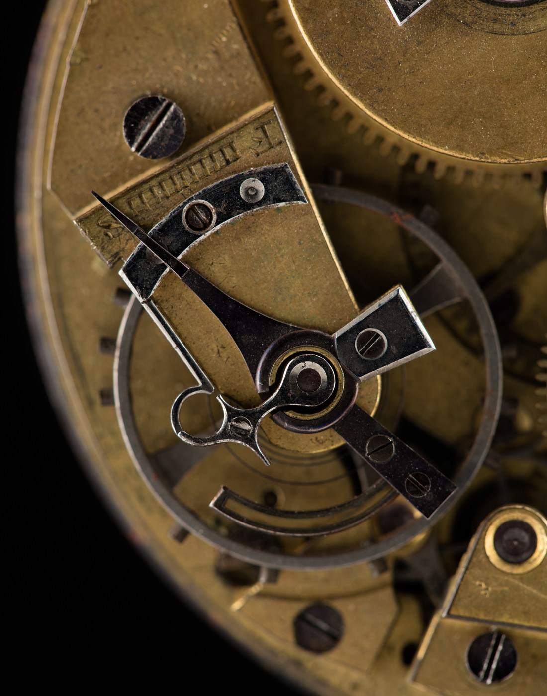 A historic movement with lever escapement; its surfaces, pivots and wheels work as a balanced system rather than isolated parts.