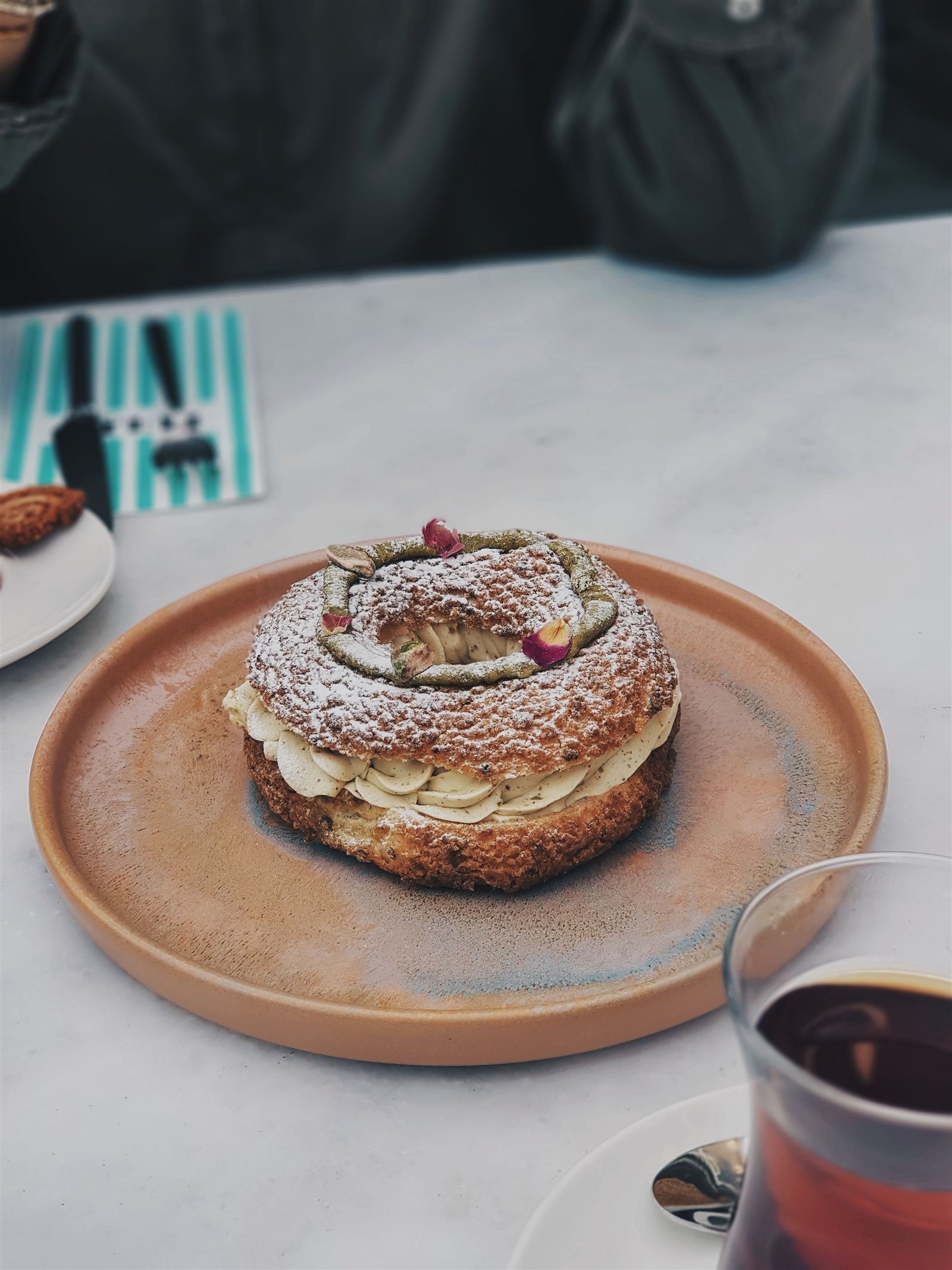 Paris-Brest filled with praline cream